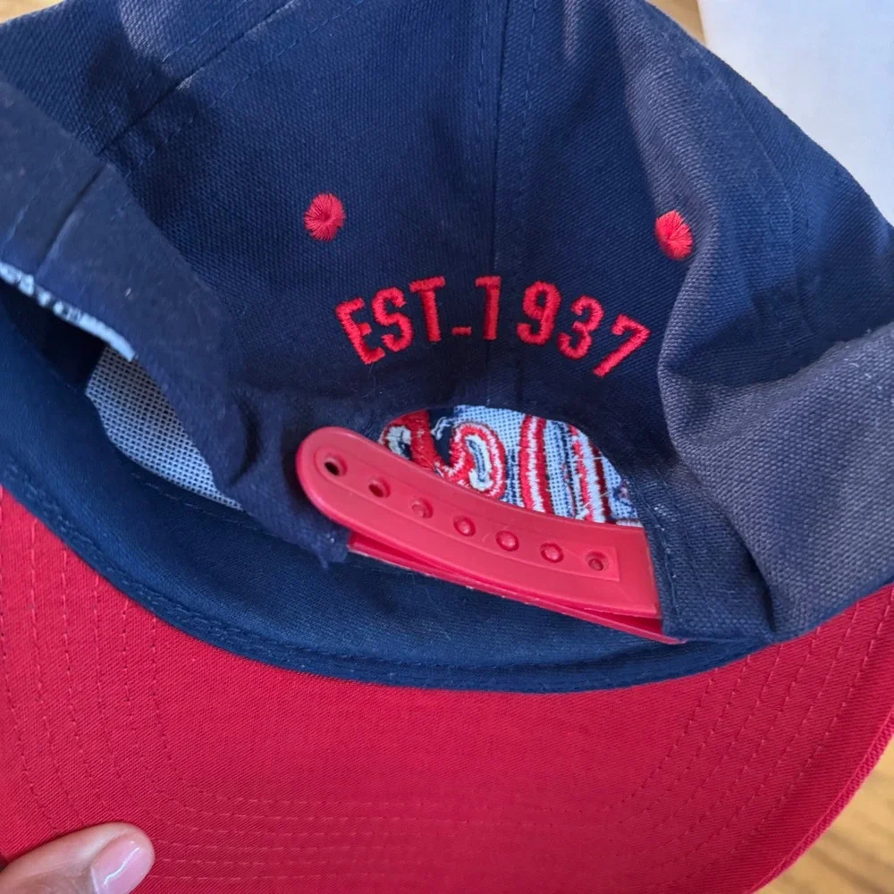 Vintage 90s The‎ Disney Store Dopey Snow White Snapback Hat - Est 1937